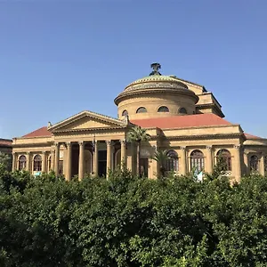 Porta Maqueda 2*, Palermo Italy